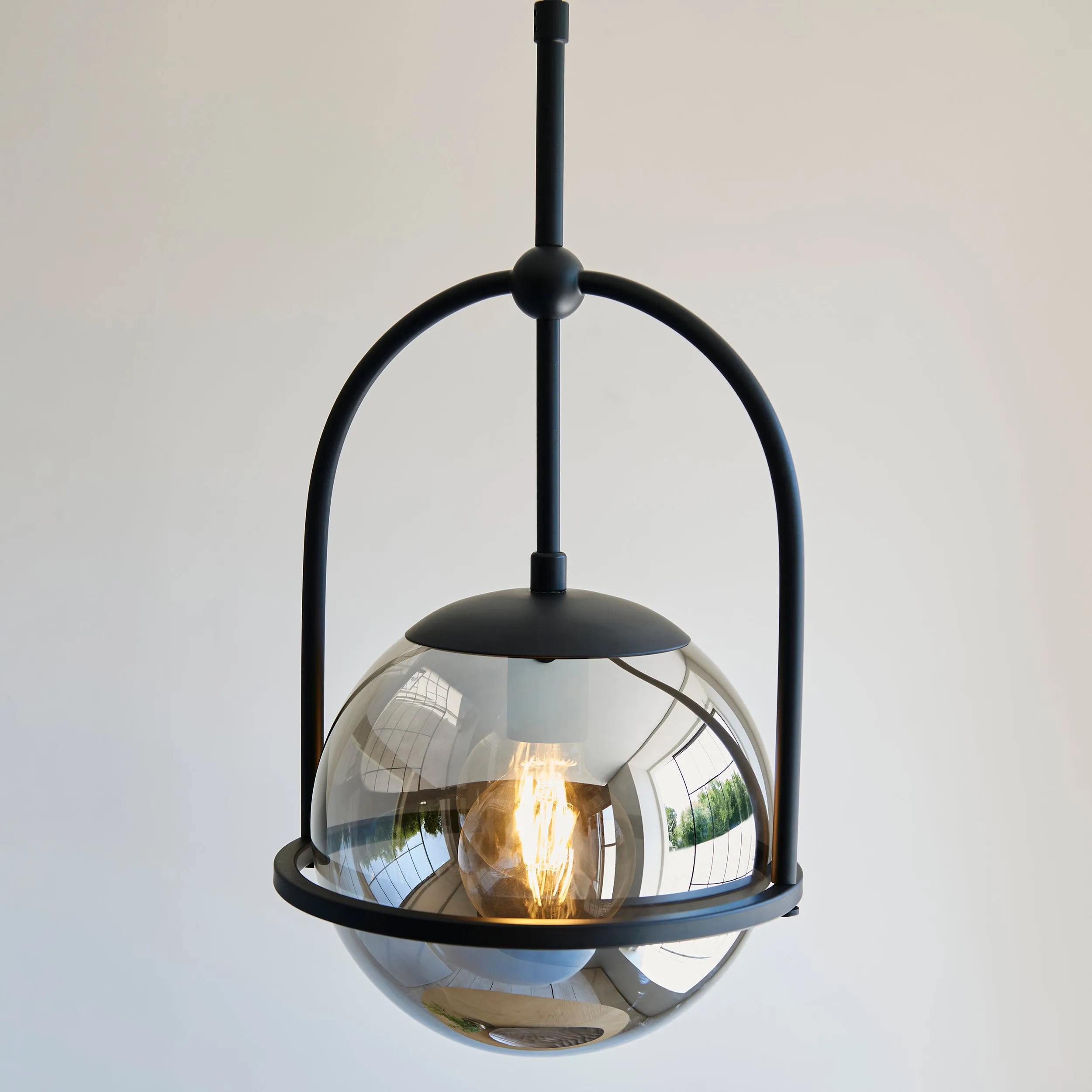 Amos Penthouse Single Pendant Black