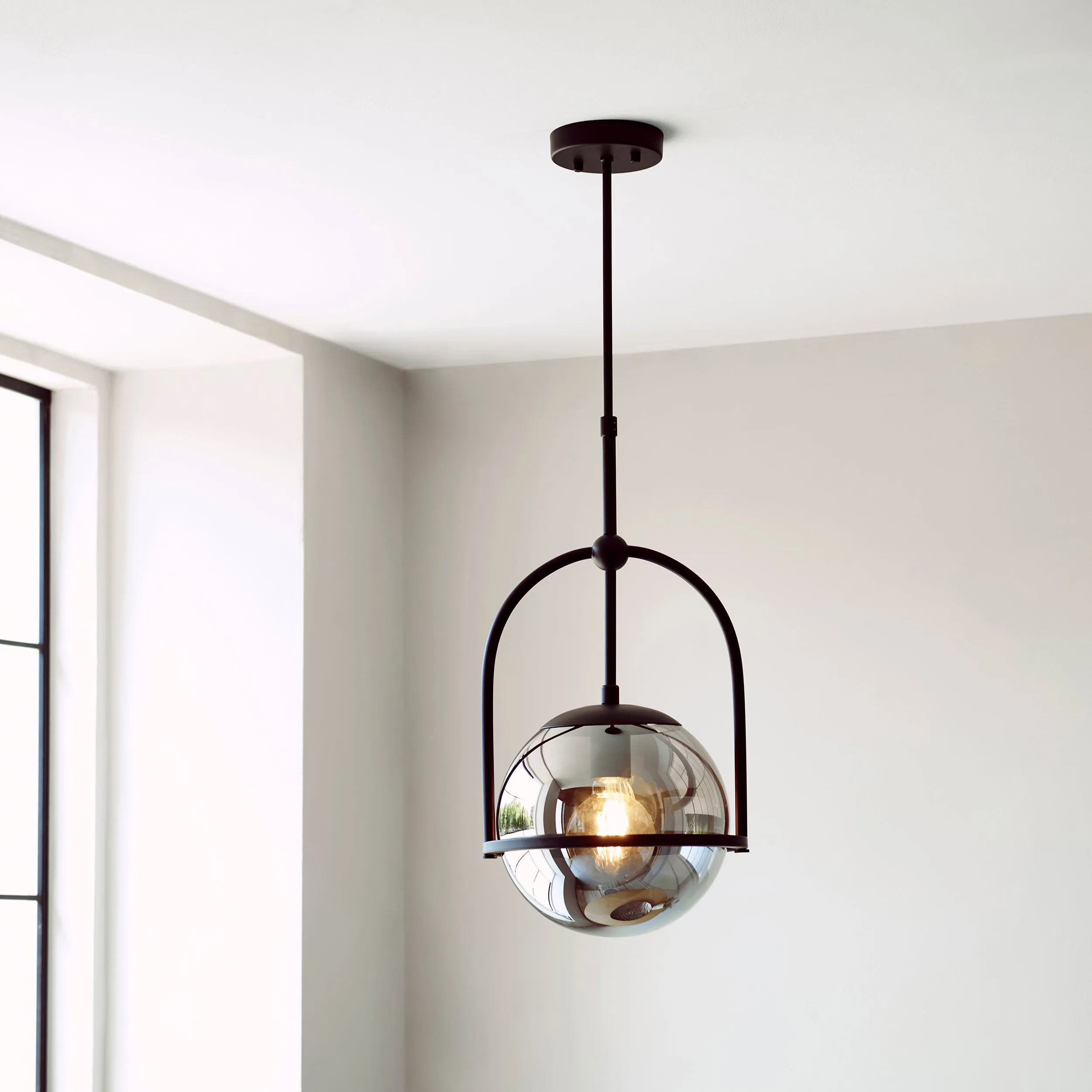 Amos Penthouse Single Pendant Black