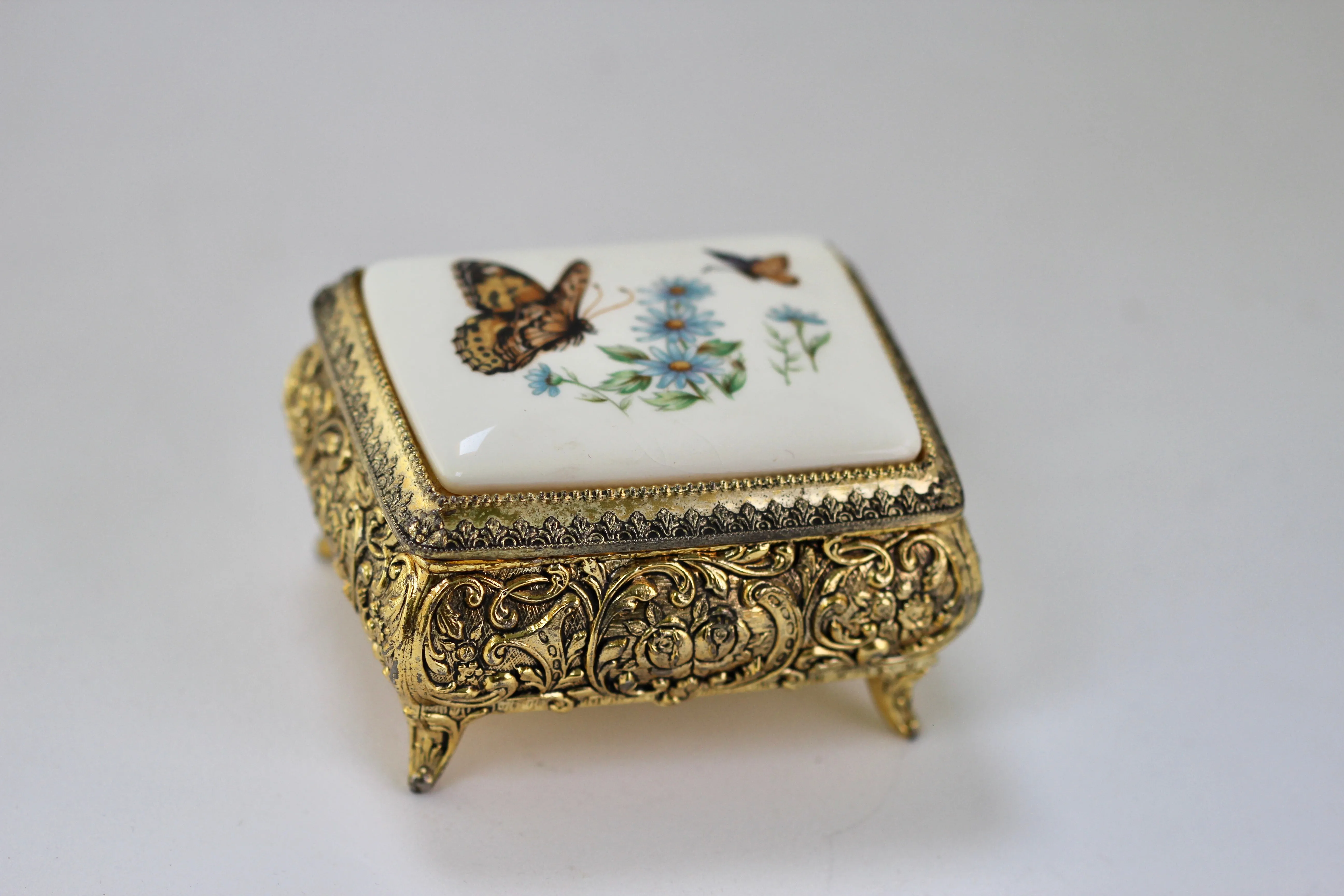 Antique Brass Flowers and butterflies Jewellery Box