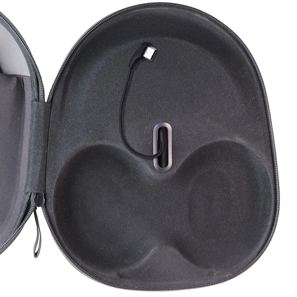 Bose Original USB-C Charging Case for Bose 700 Headphones - Black (43173B)