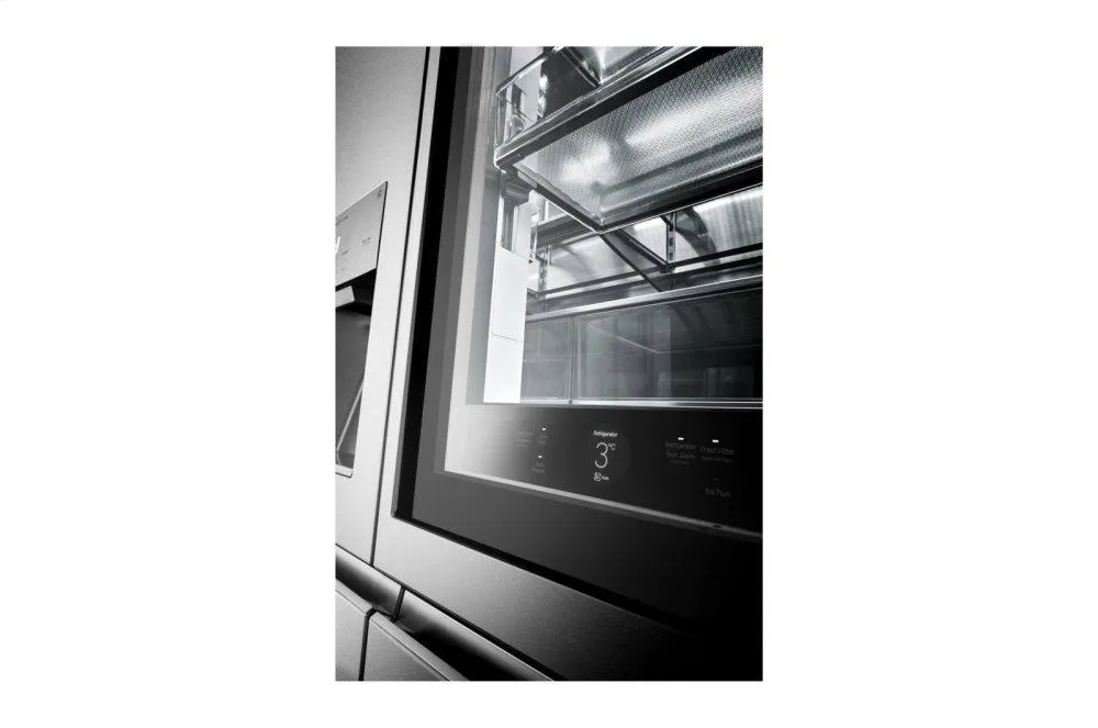 LUPXS3186N LG SIGNATURE 31 cu. ft. Smart wi-fi Enabled InstaView™ Door-in-Door® Refrigerator