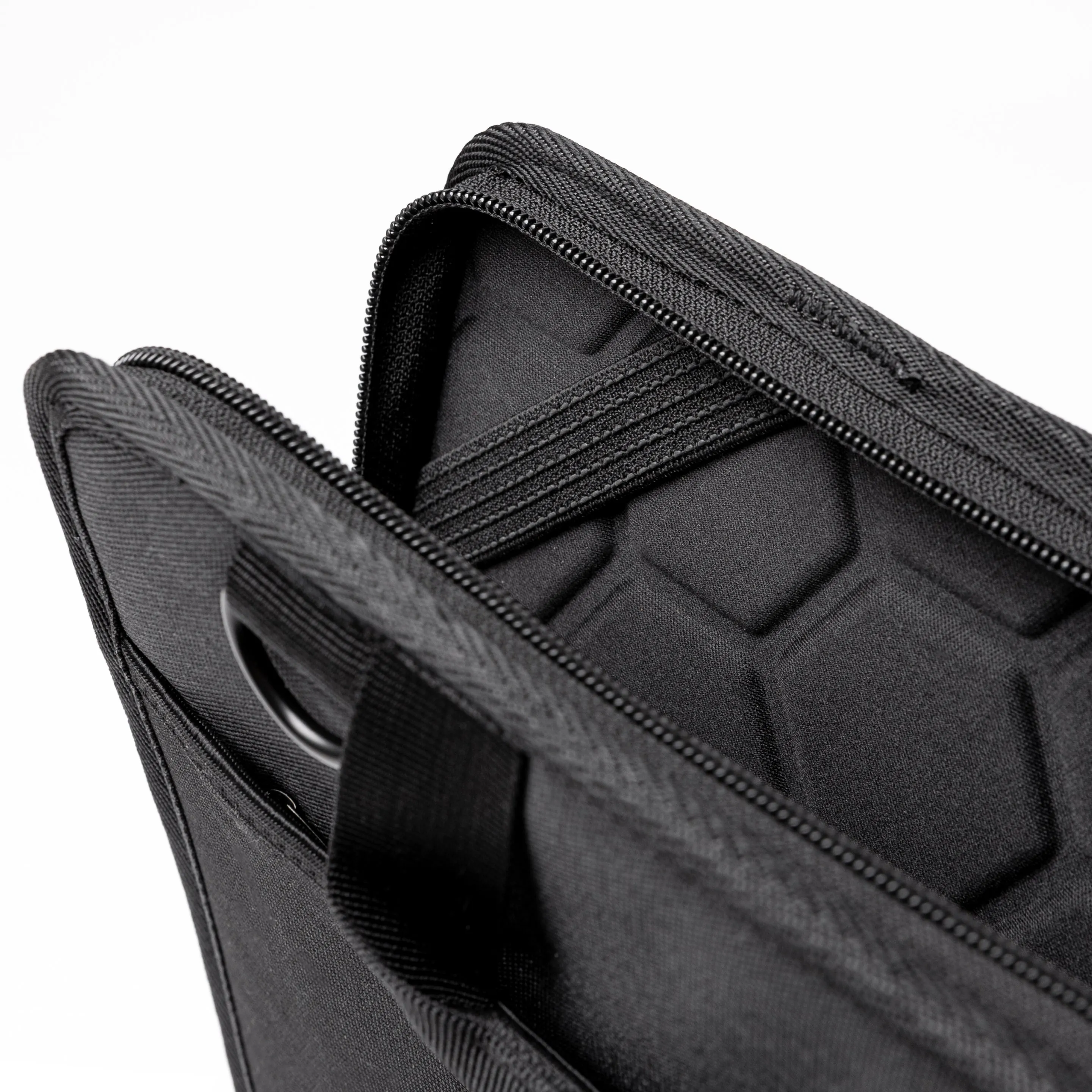 Techair - Notebook Carrying Case - Universal - 11" - 12" - Black